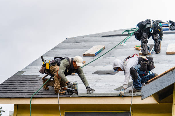 Professional Gutter Installation technician working in Imperial, CA